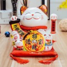 Mèo Thần Tài  Vẫy Tay, Mèo May Mắn Maneki Neko Thiên khách vạn lai 20cm Kèm Đệm Và Hộp Đẹp