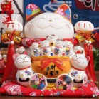 Mèo Thần Tài  Tiết Kiệm, Mèo May Mắn Maneki Neko Tiền vào như nước 31cm Kèm Đệm Và Hộp Đẹp