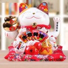 Mèo Thần Tài Vẫy Tay, Mèo May Mắn Maneki Neko Làm Ăn Phát Tài 20cm Kèm Sạc, Đệm Và Hộp Đẹp