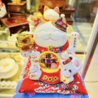 Mèo Thần Tài  May Mắn Maneki Neko Chiêu Tài Tiến Bảo 20cm Kèm Đệm Và Hộp Đẹp