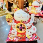 Mèo Thần Tài  May Mắn Maneki Neko Chiêu Tài Tiến Bảo 20cm Kèm Đệm Và Hộp Đẹp