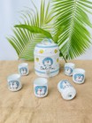 Bình Nước Dáng Trụ, Bộ Bình Đựng Nước Hoạ Tiết Vẽ Tay DoRaeMon Dáng Cốc Tròn Decor Dễ Thương Cốc Uống Nước Sứ Bát Tràng