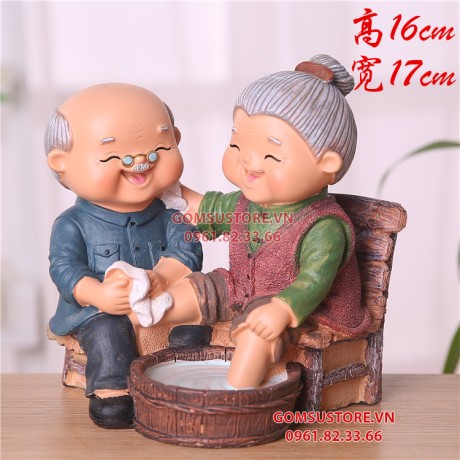 Bộ Tượng Ông Bà Anh Mẫu Mới Nhất - Tượng Trang Trí Nhà Cửa Ông Bà Rửa Chân 16x17cm