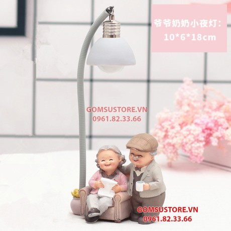 Tượng trang trí ông bà tôi mới màu hồng đèn A 10x6x18cm