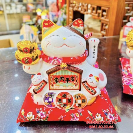 Mèo Thần Tài  May Mắn Maneki Neko Gia Đạo Bình An 20cm Kèm Đệm Và Hộp Đẹp