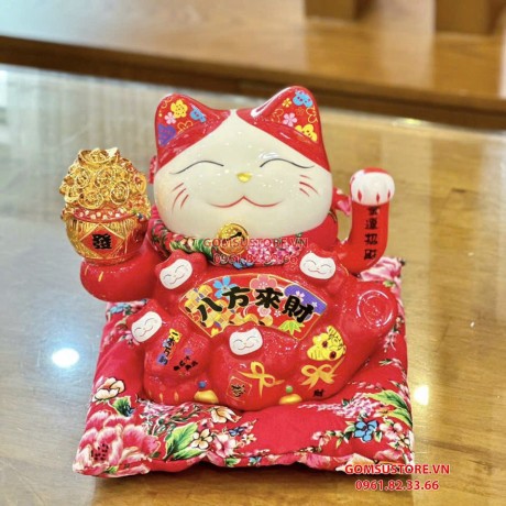 Mèo Thần Tài Vẫy Tay, Mèo May Mắn Maneki Neko Làm Ăn Tấn Tới 18cm Màu Đỏ Kèm Đệm Và Hộp Đẹp